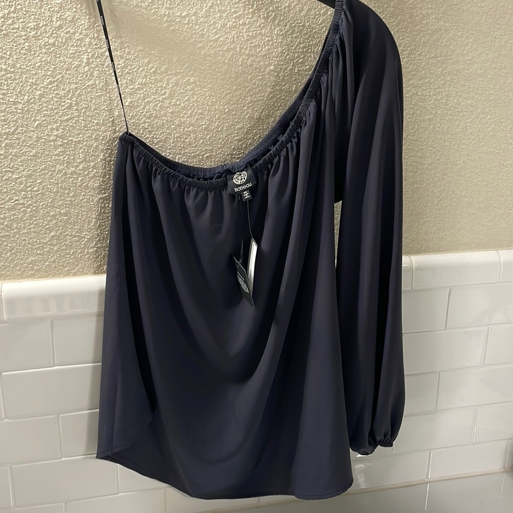 Bobeou NEW with tags One shoulder blouse . Dark Gray Size M
